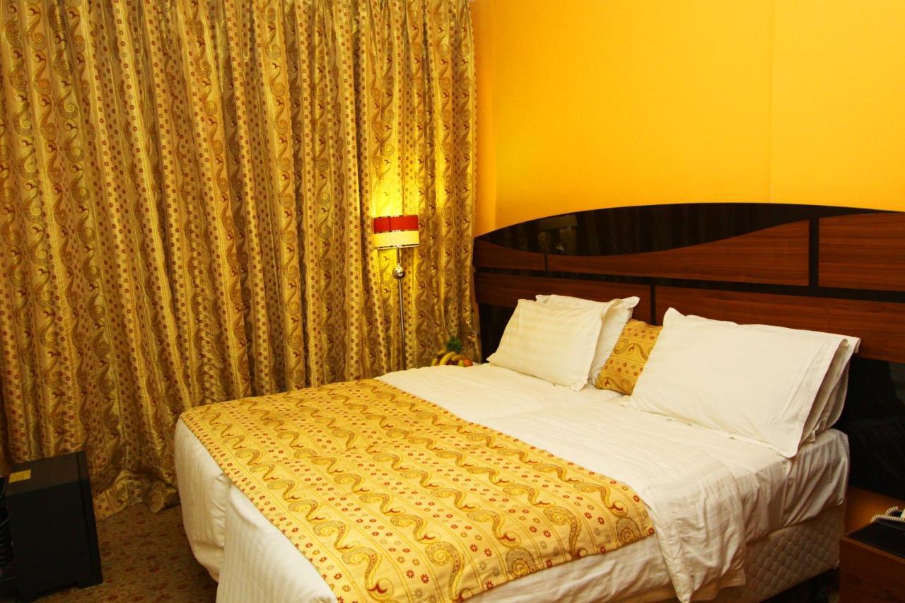 Al Saraya Ajyad Hotel La La Mecca Esterno foto