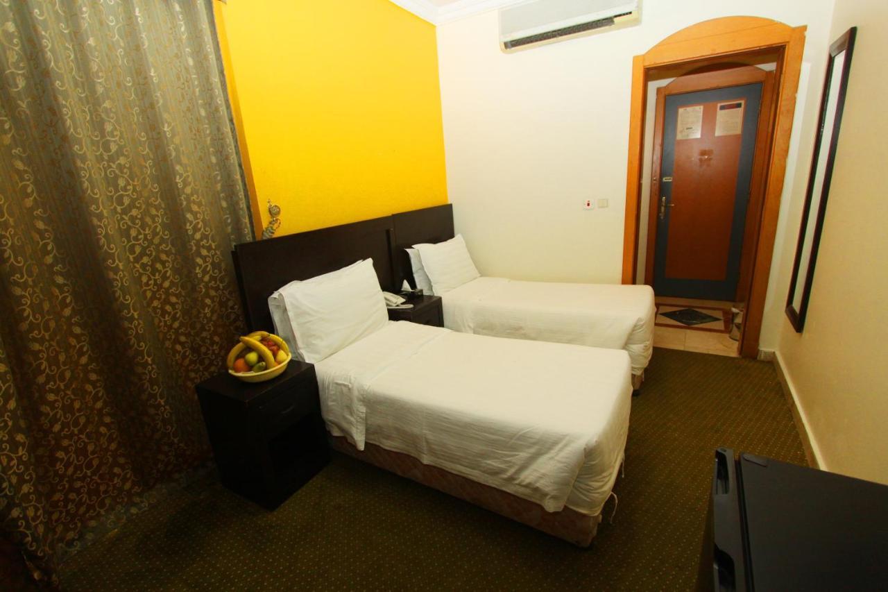 Al Saraya Ajyad Hotel La La Mecca Esterno foto